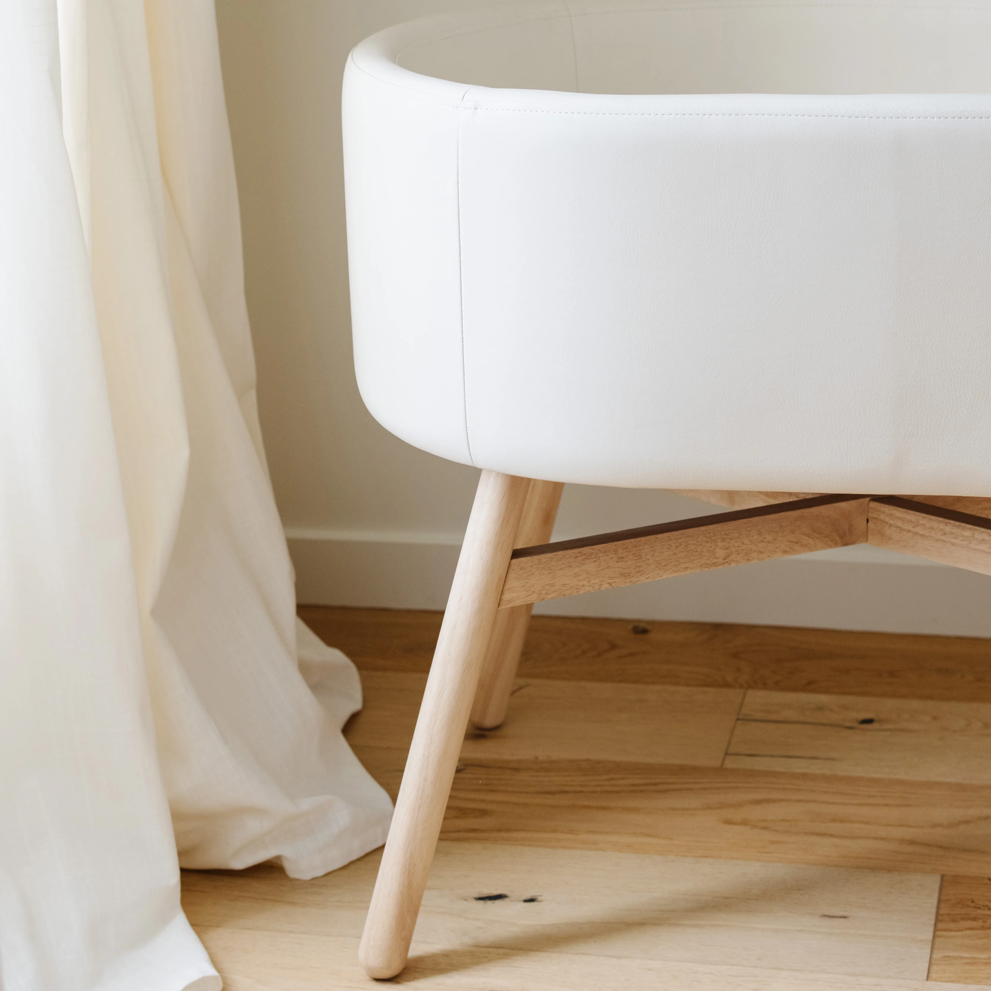 babyletto x GATHRE Capsule Bassinet - Image 23