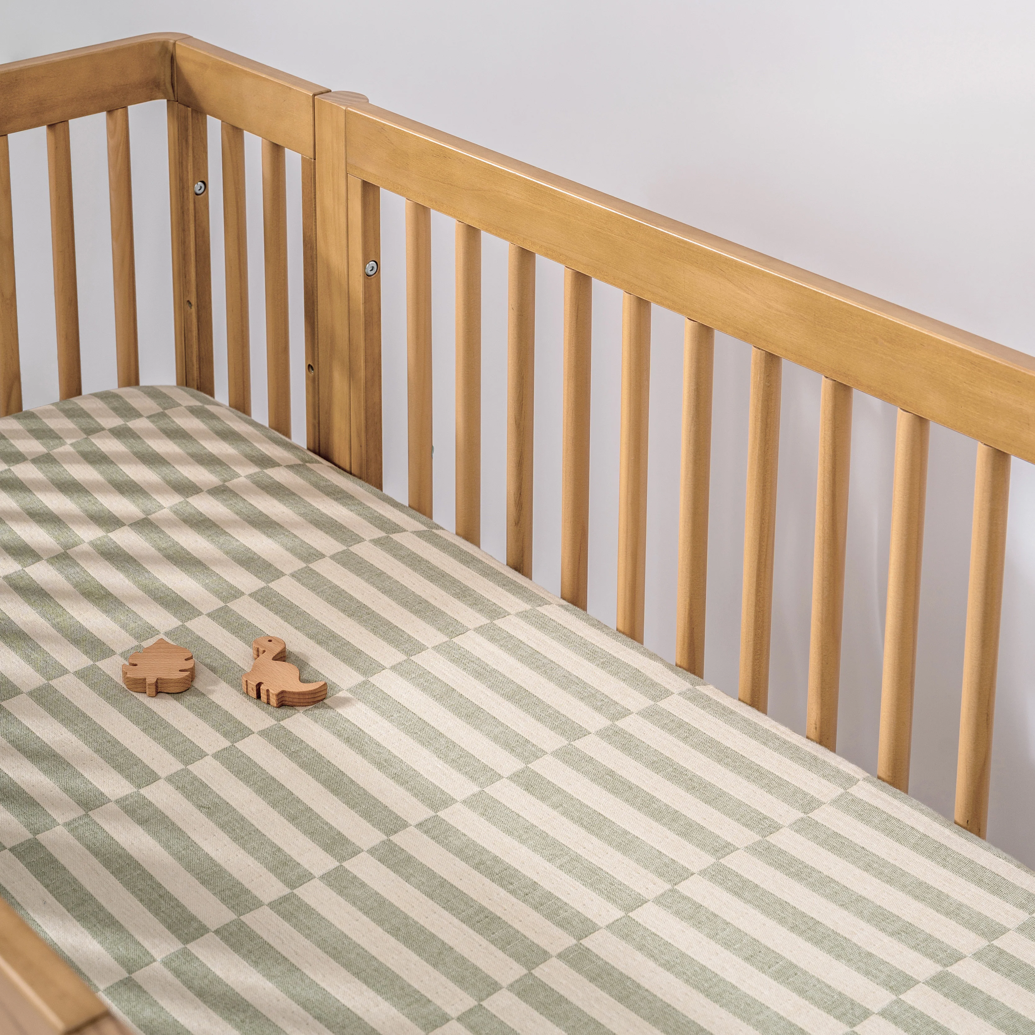 Crib Sheet in GOTS Certified Organic Muslin Cotton - Image 101