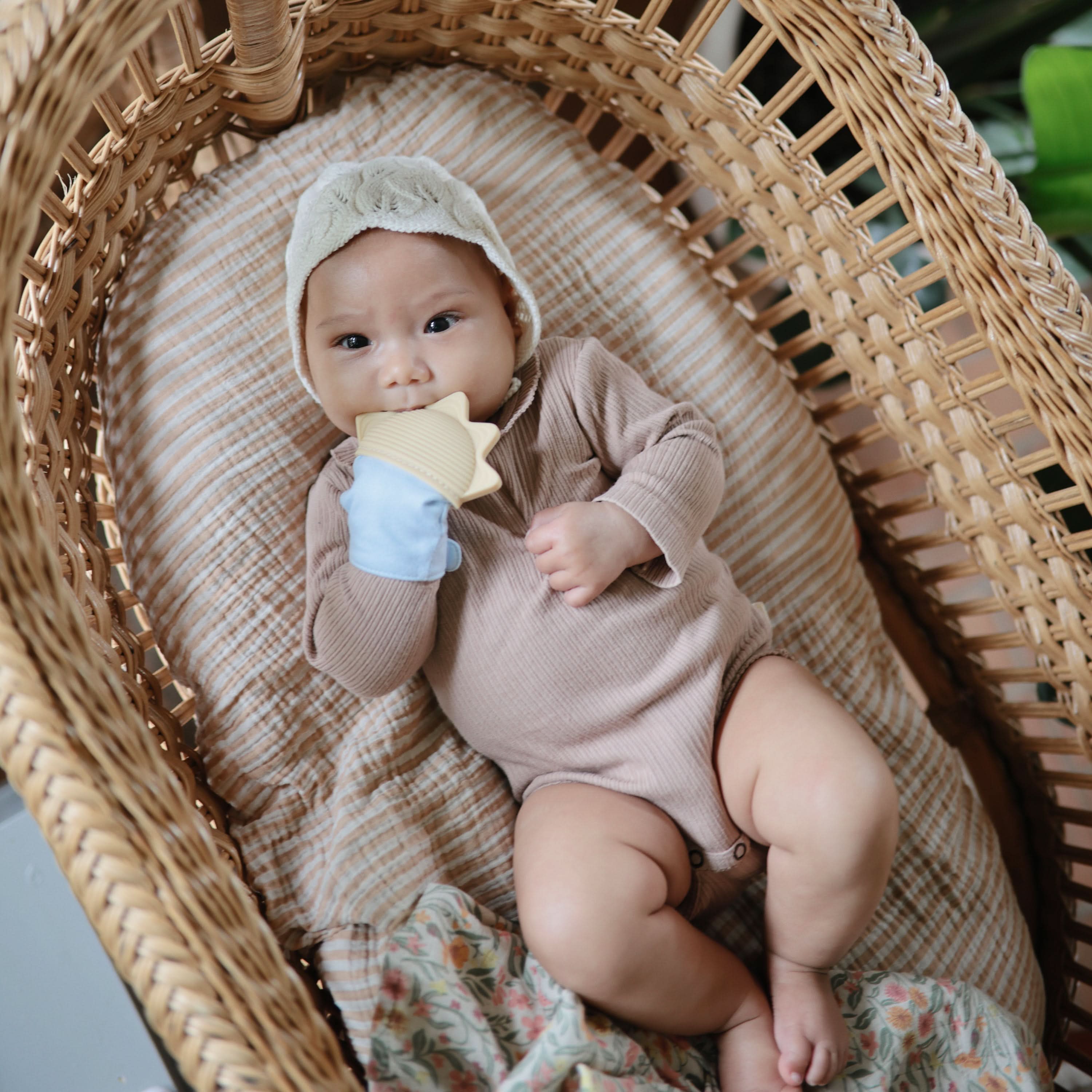 Mushie Extra Soft Muslin Crib Sheet - Image 20