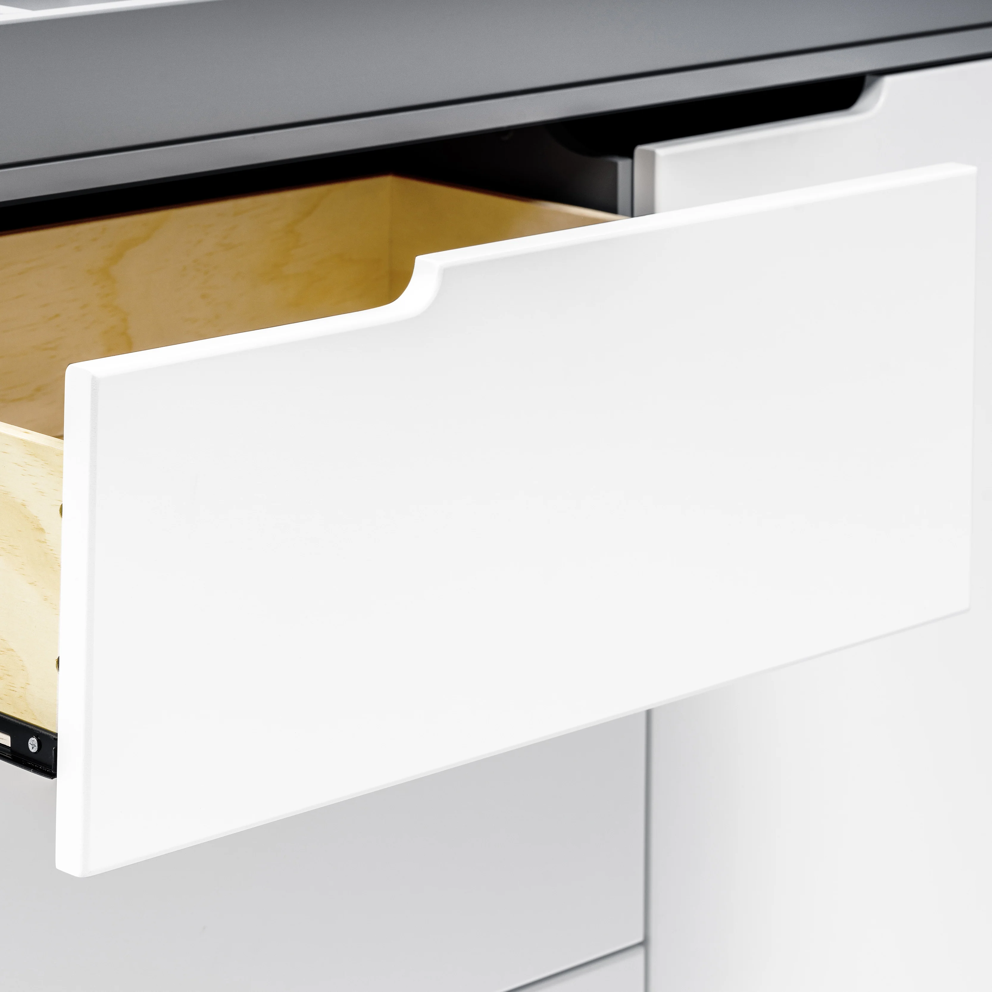 Hudson 3-Drawer Changer Dresser with Removable Changing Tray - Image 11