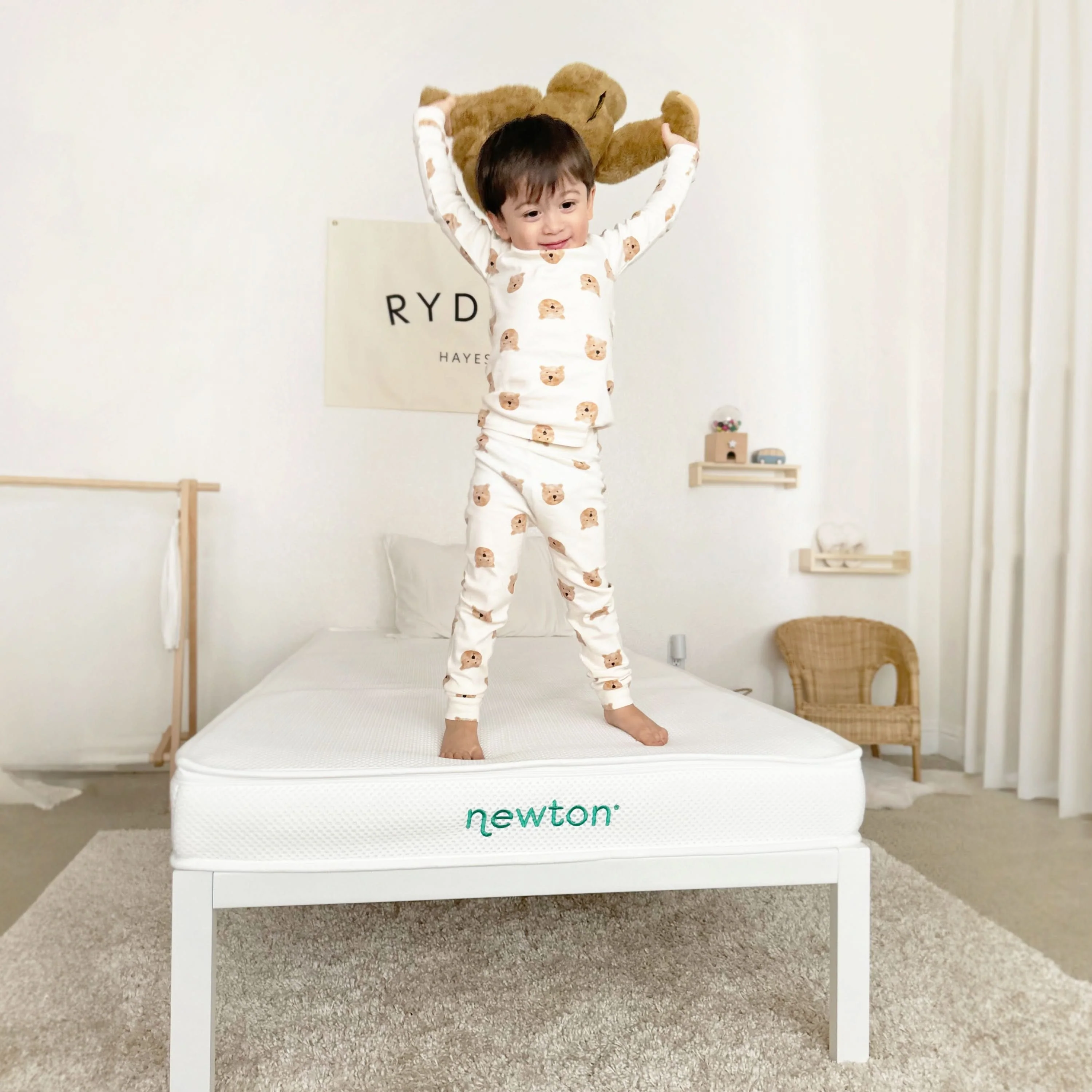 Newton Kids' Twin Mattress (5.5"h) - Image 5