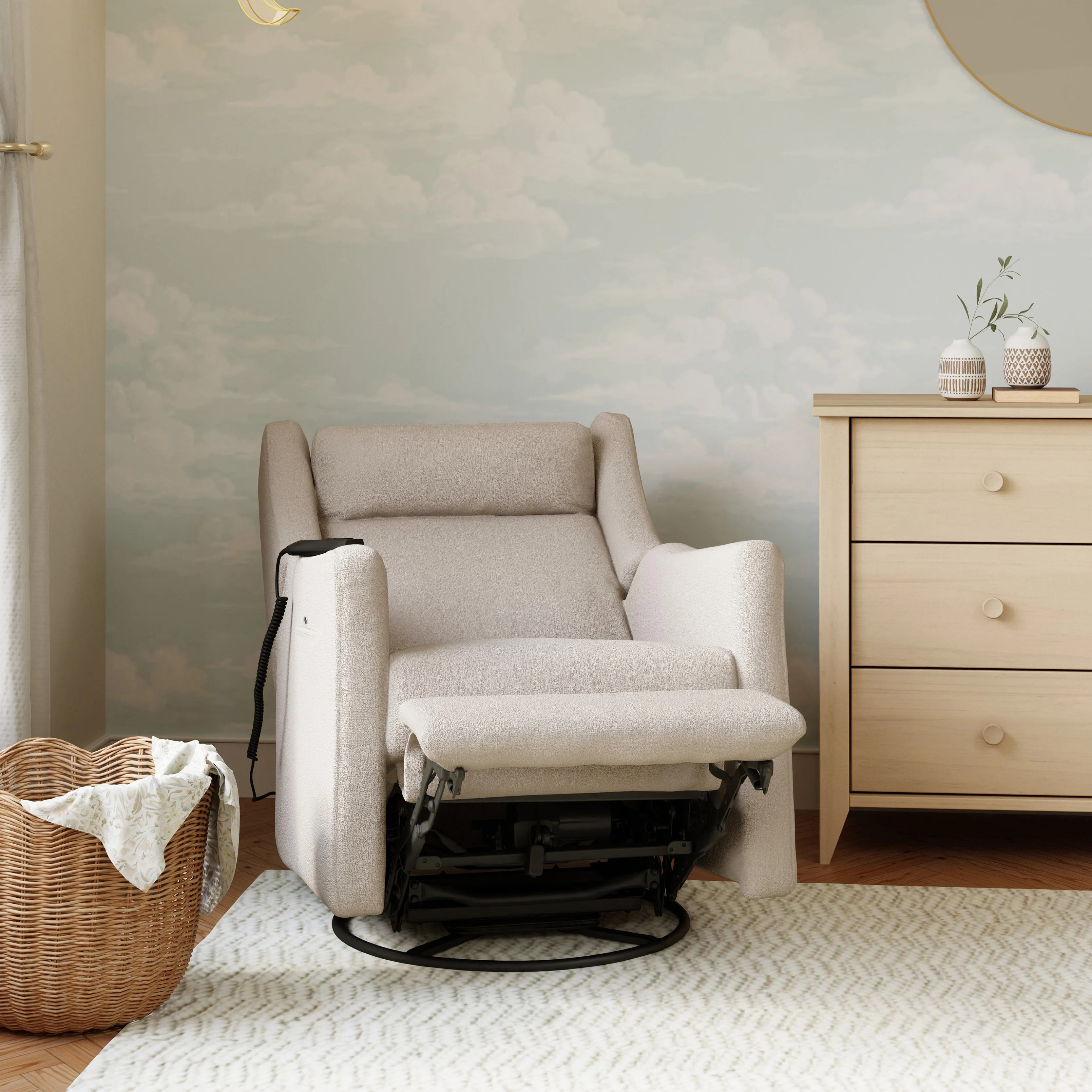 Kiwi Deluxe Power Recliner and Swivel Glider with Heat and Massage - Image 48