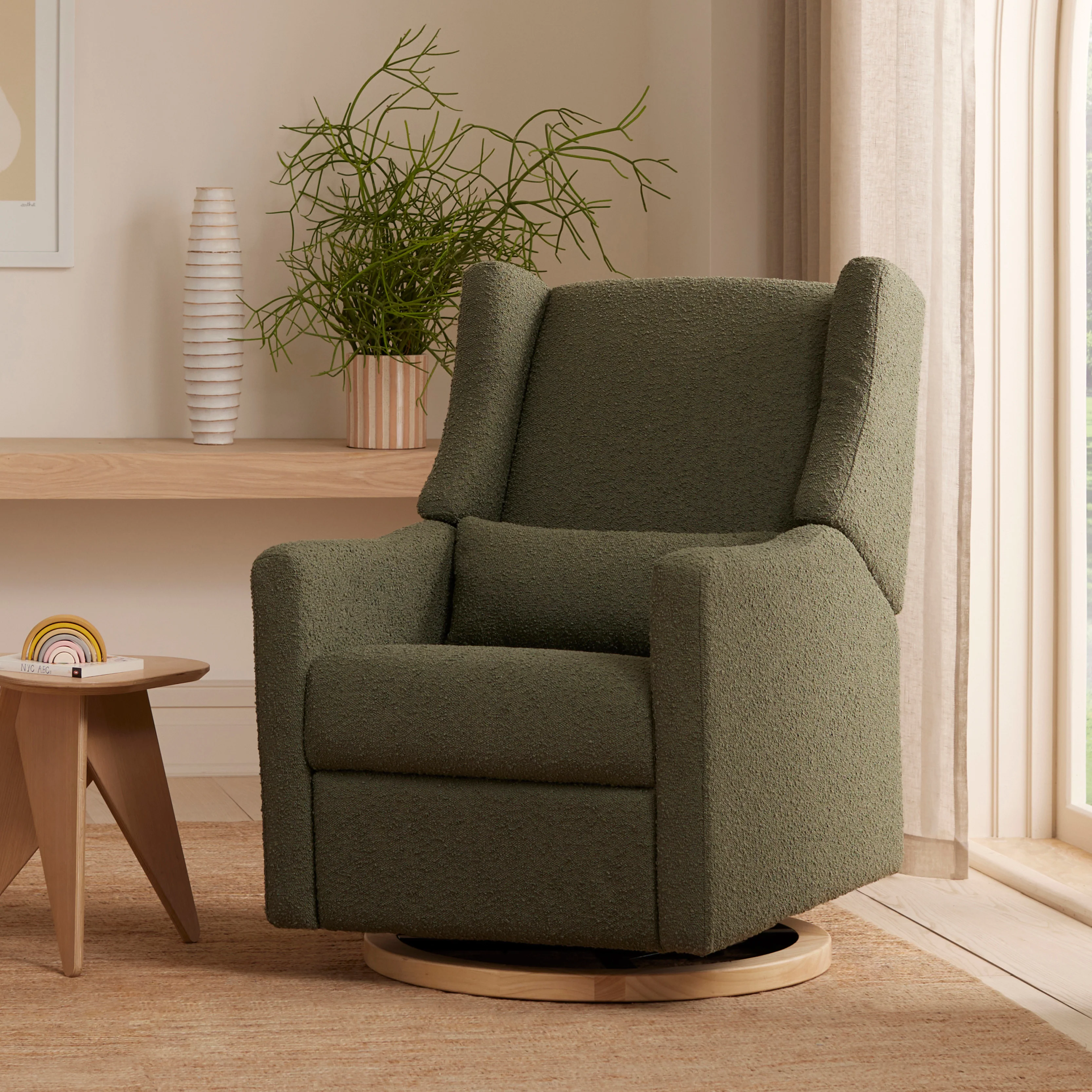 Kiwi Electronic Recliner and Swivel Glider with USB port - Image 103