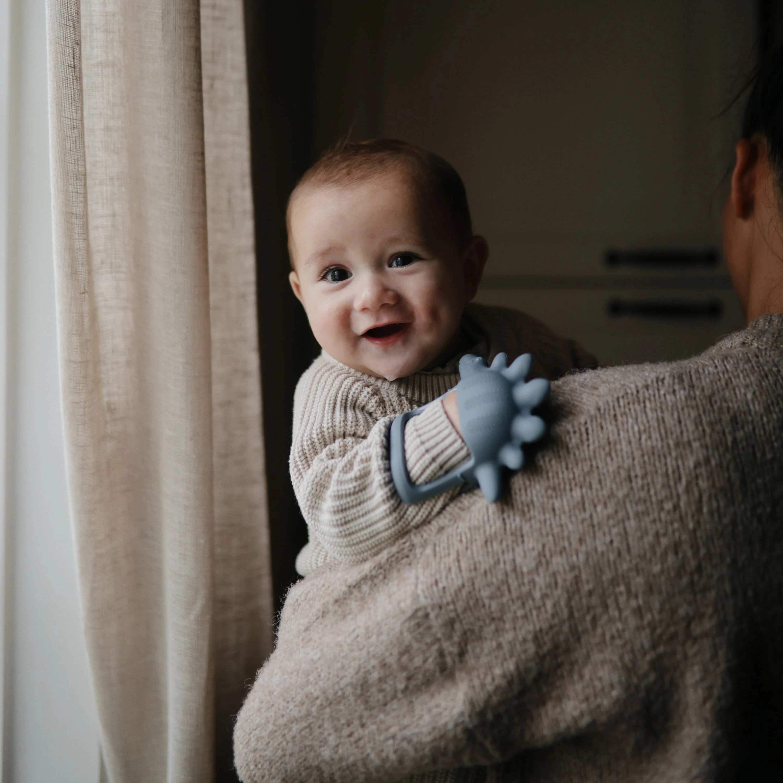 Mushie No-Drop Teether - Image 9