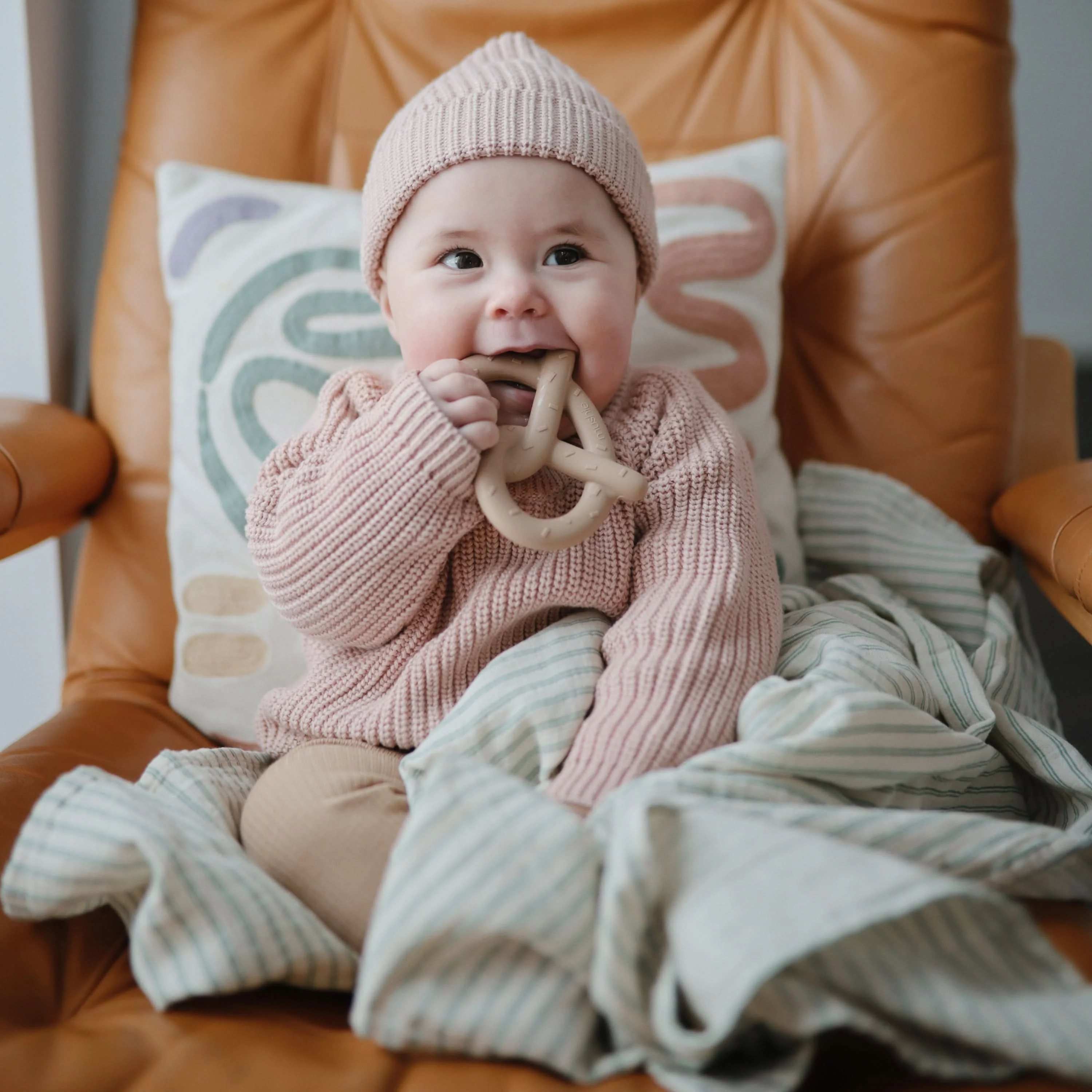 Mushie Organic Cotton Muslin Swaddle Blanket - Image 155