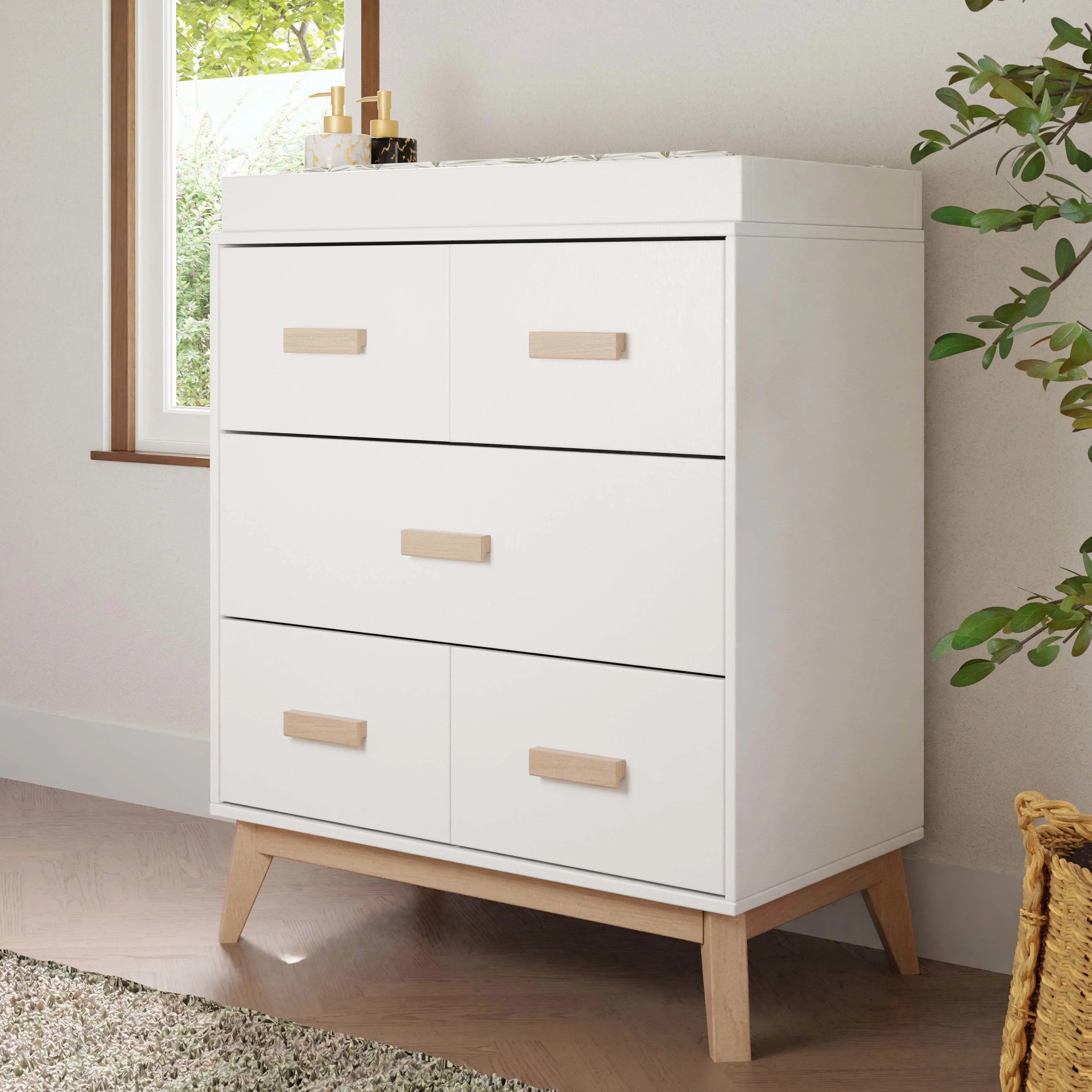 Scoot 3-Drawer Changer Dresser with Removable Changing Tray - Image 23