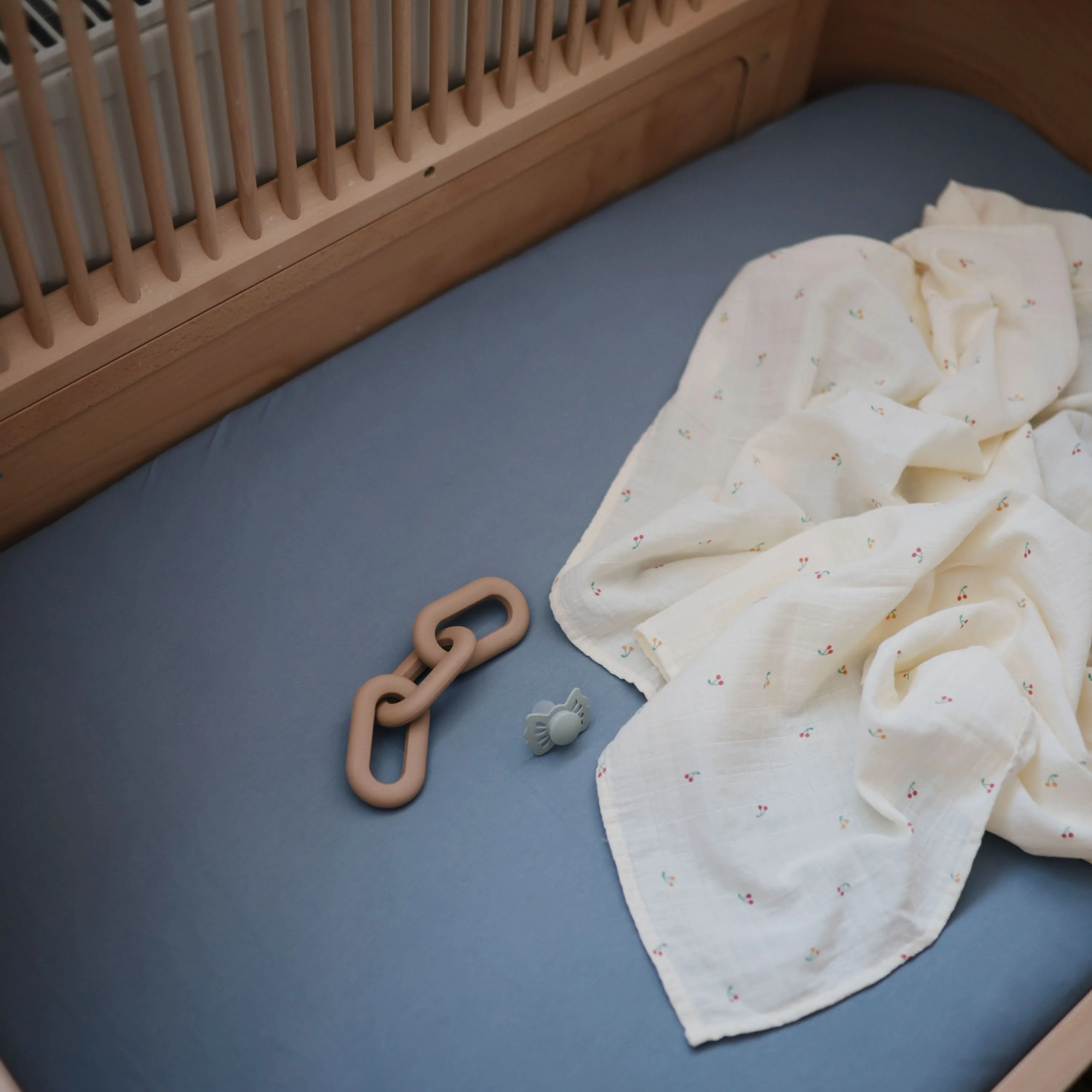 Mushie Stretchy Organic Crib Sheet - Image 20