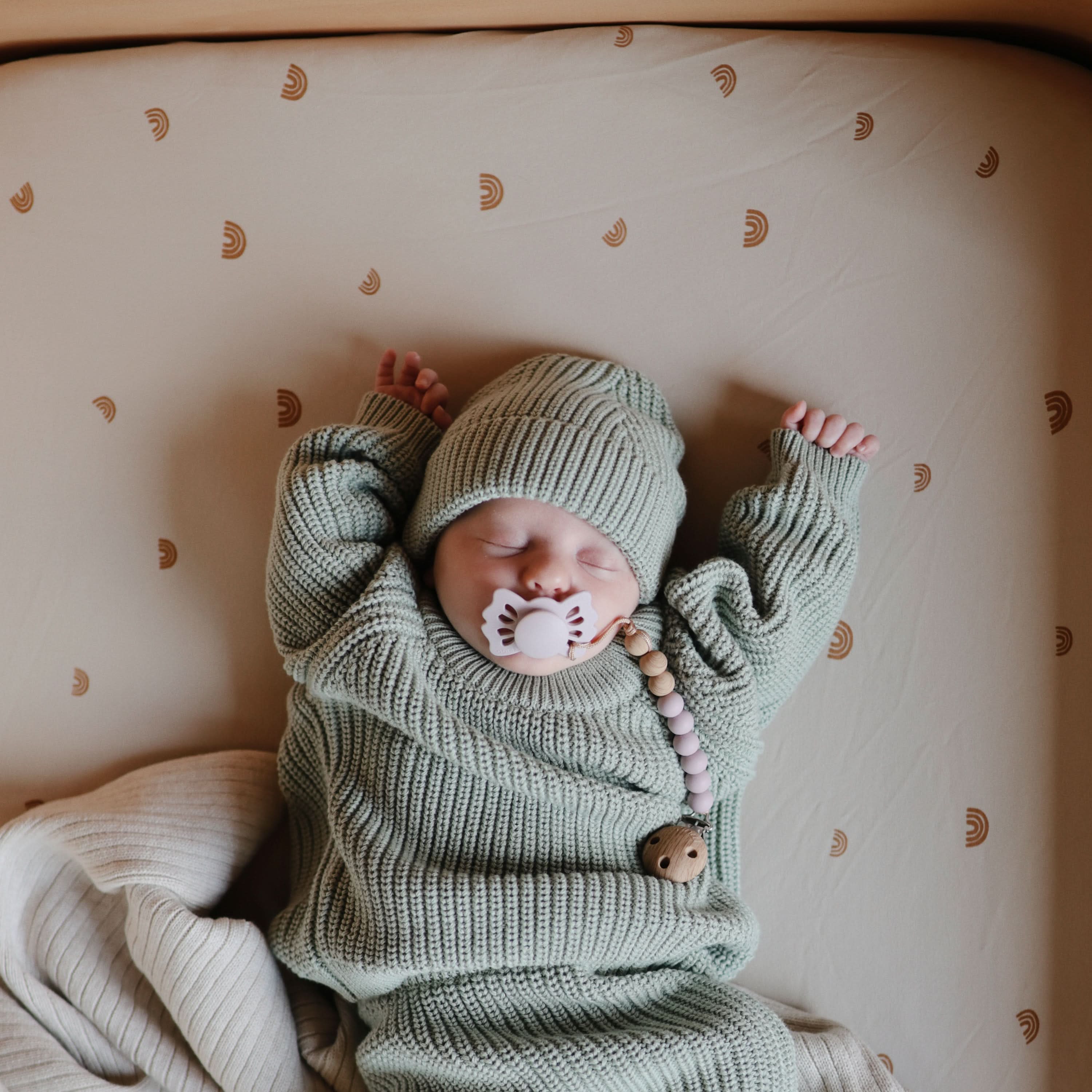Mushie Stretchy Organic Crib Sheet - Image 34