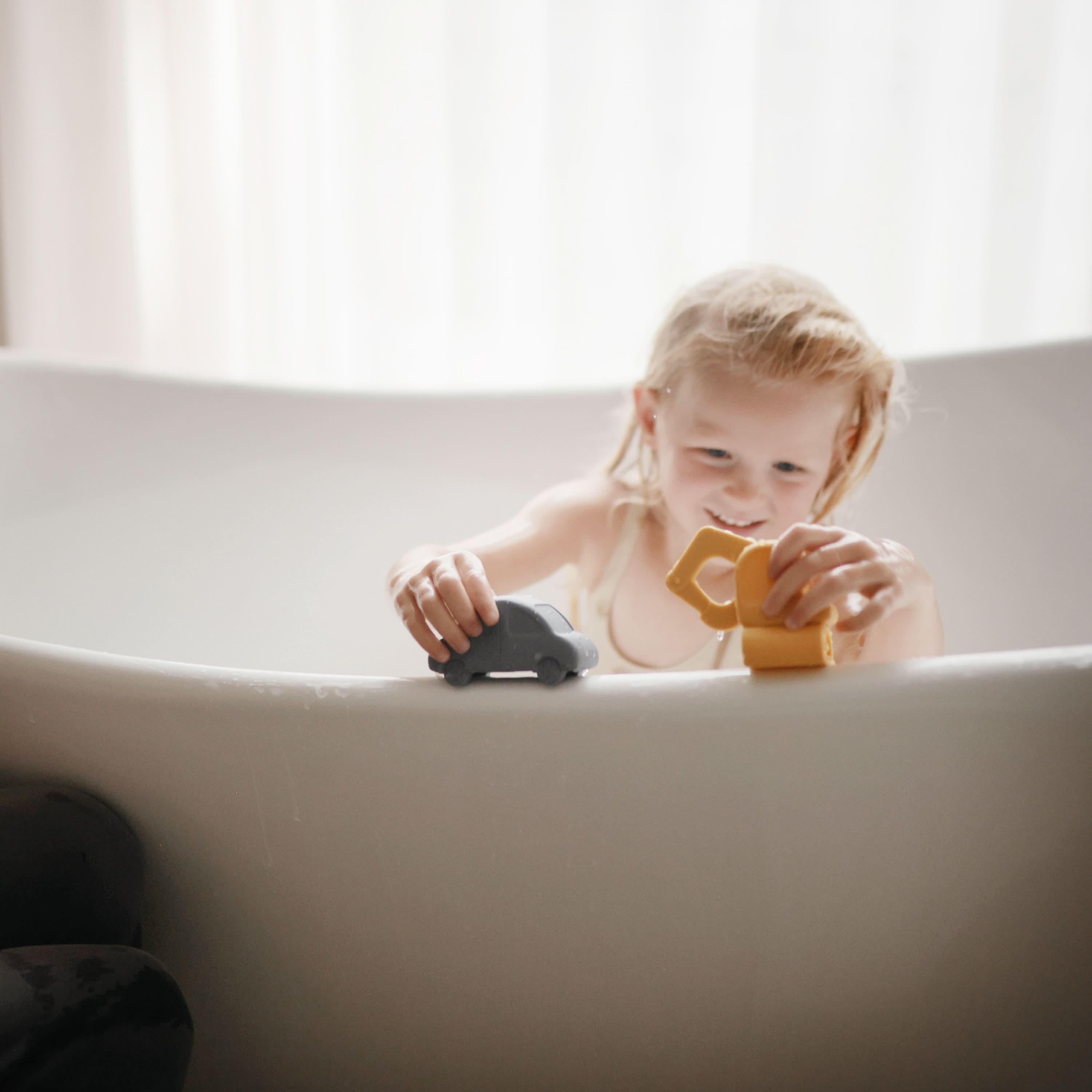 Mushie Vehicles Mold Free Bath Play Set - Image 4