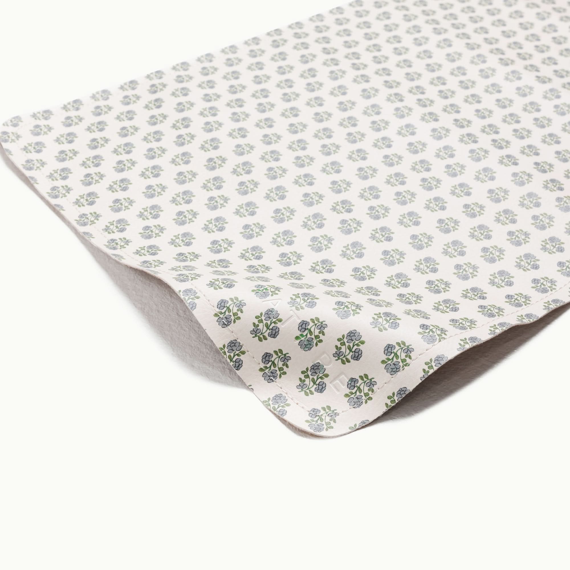 Gathre Micro Changing Mat - Image 36