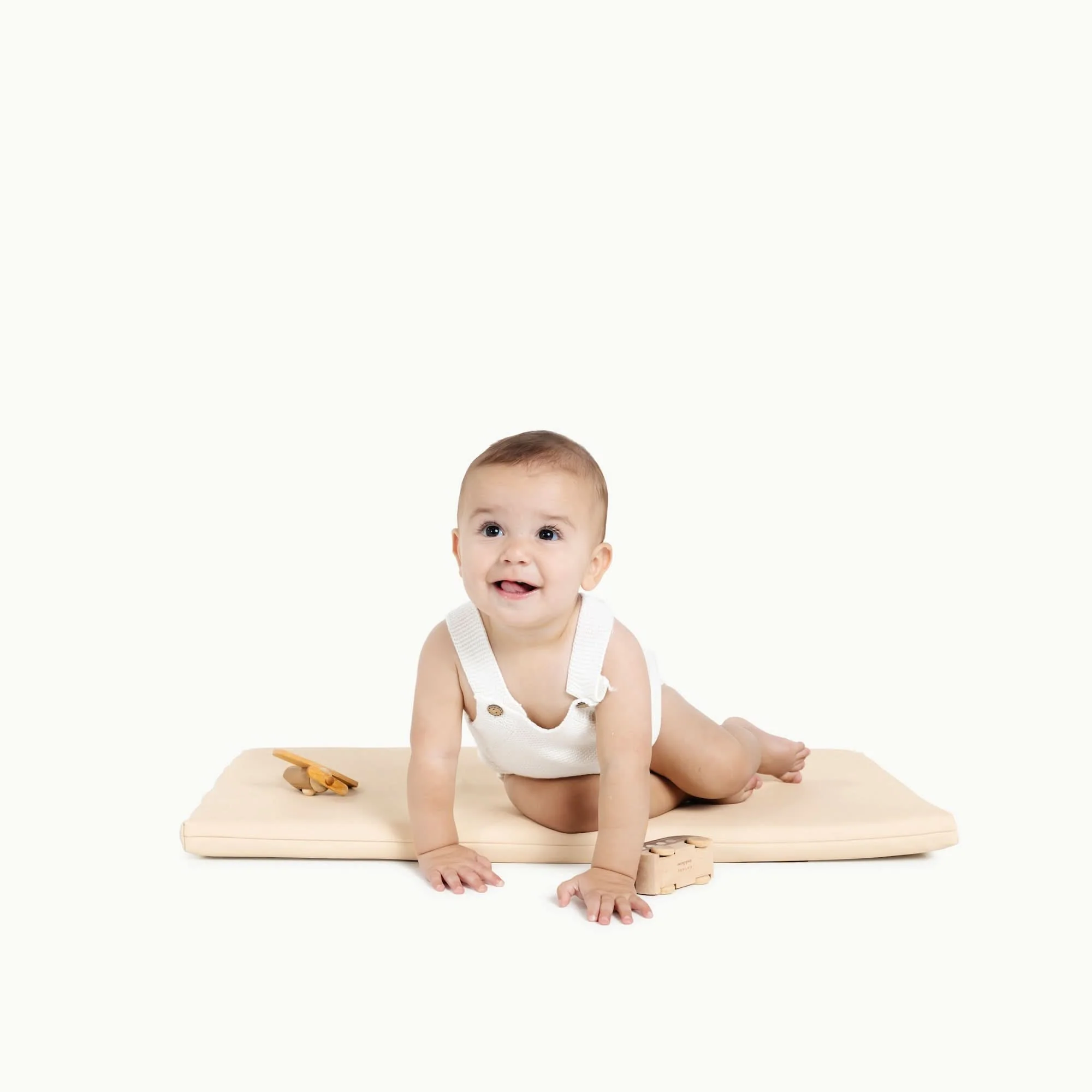 Gathre Padded Changing Mat - Image 23